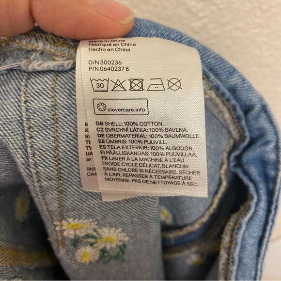 H&M DENIM SKIRT daisy floral EMBROIDERY Chambray denim jean Y2K mini skirt 2 - Picture 5 of 9